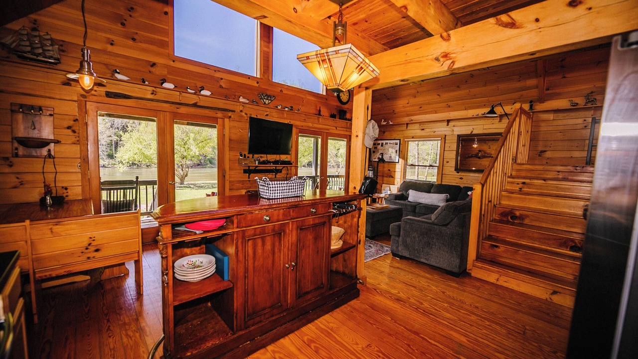 Photo of Livingroom in Draper