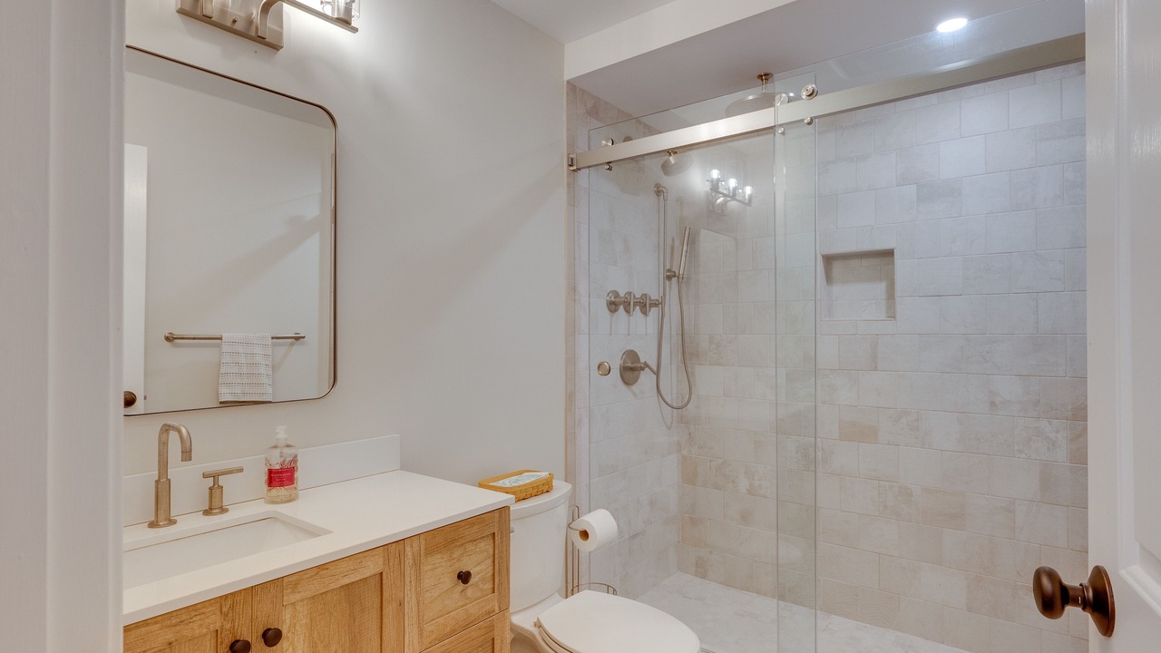 Photo of Bathroom in East Burke