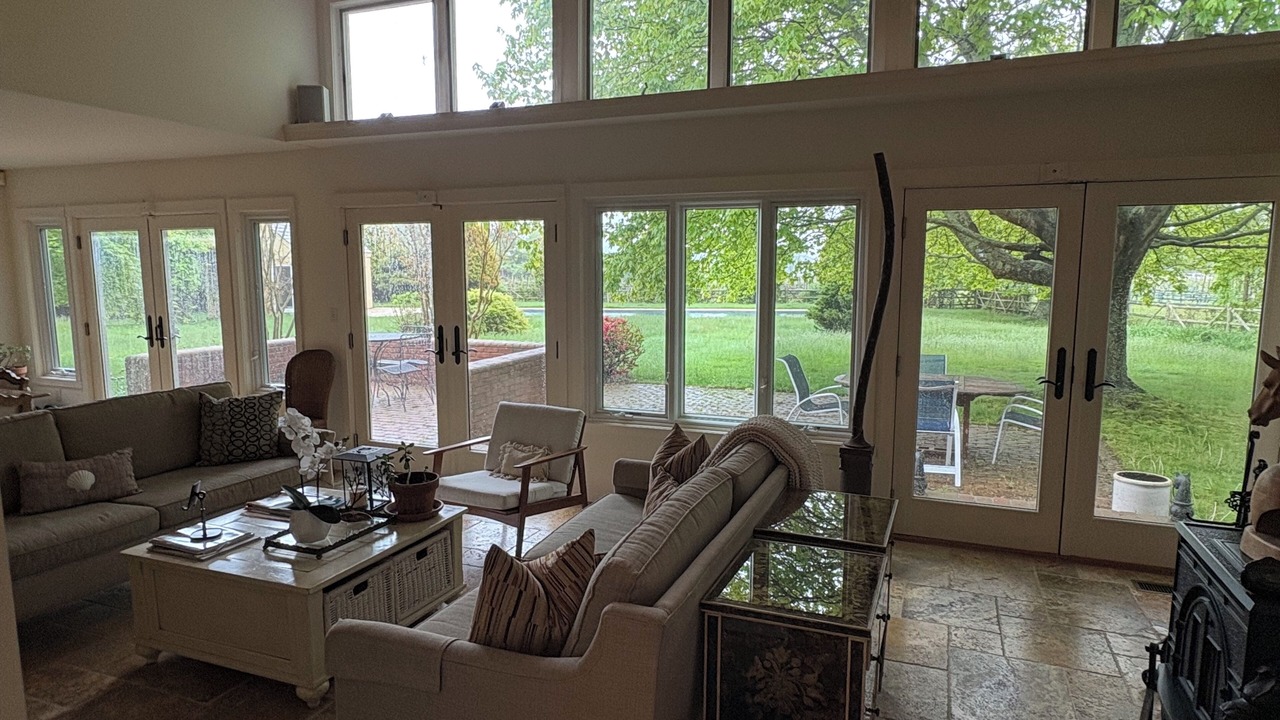 Photo of Livingroom in Water Mill