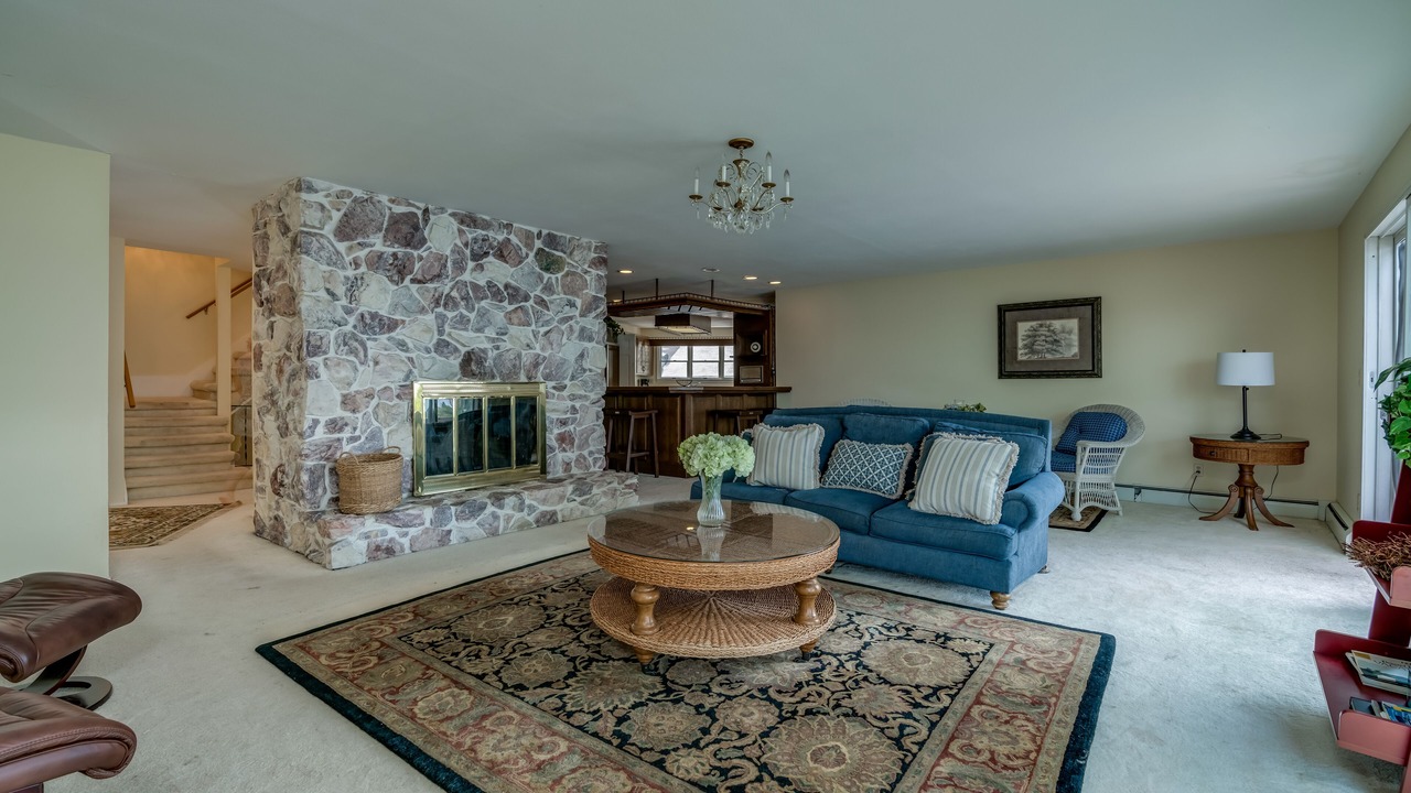 Photo of Livingroom in Alexandria Bay