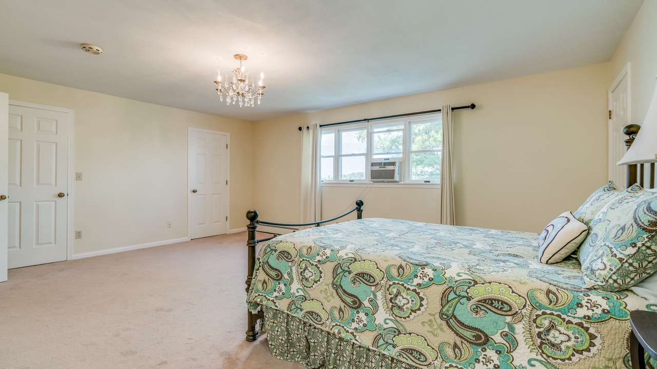 Photo of Bedroom in Alexandria Bay