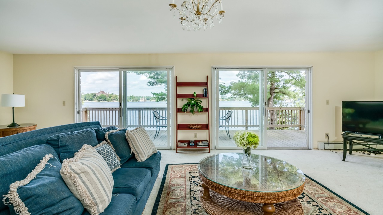Photo of Livingroom in Alexandria Bay