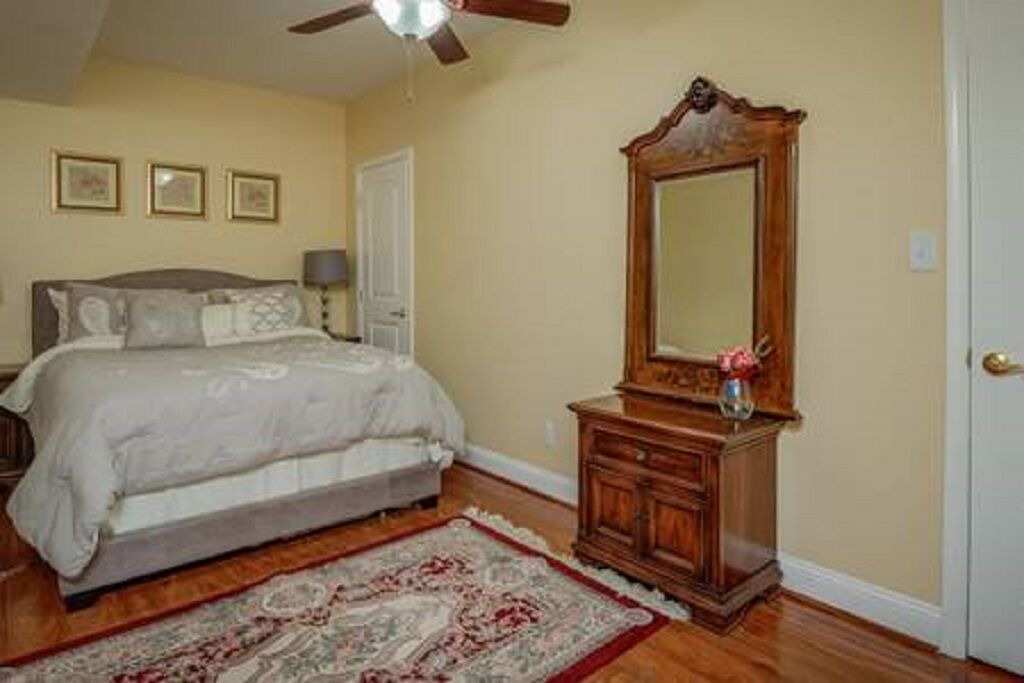 Photo of Bedroom in Dale City