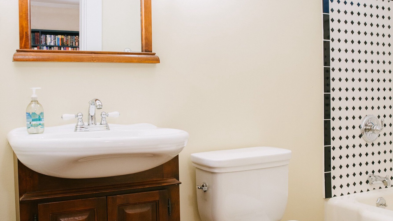 Photo of Bathroom in Sunapee