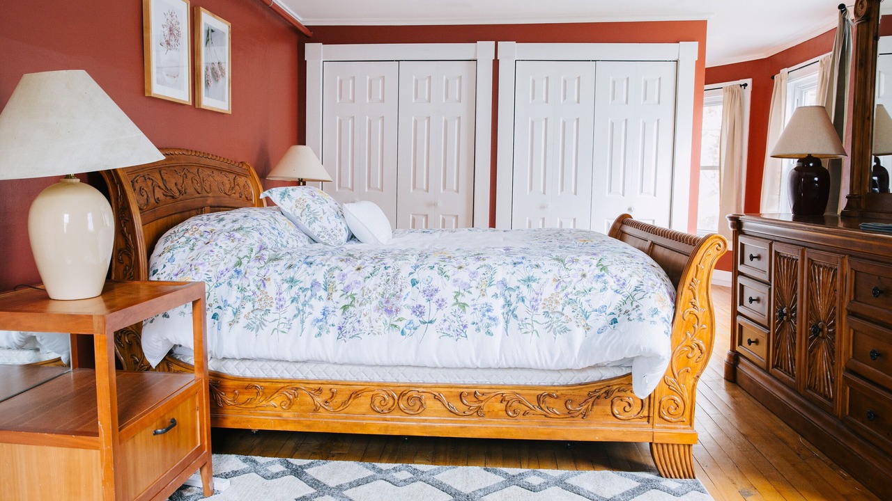 Photo of Bedroom in Sunapee