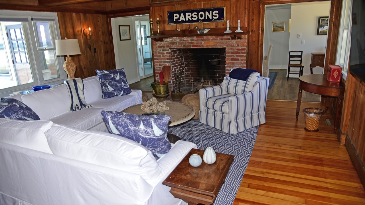 Photo of Livingroom in Kennebunk