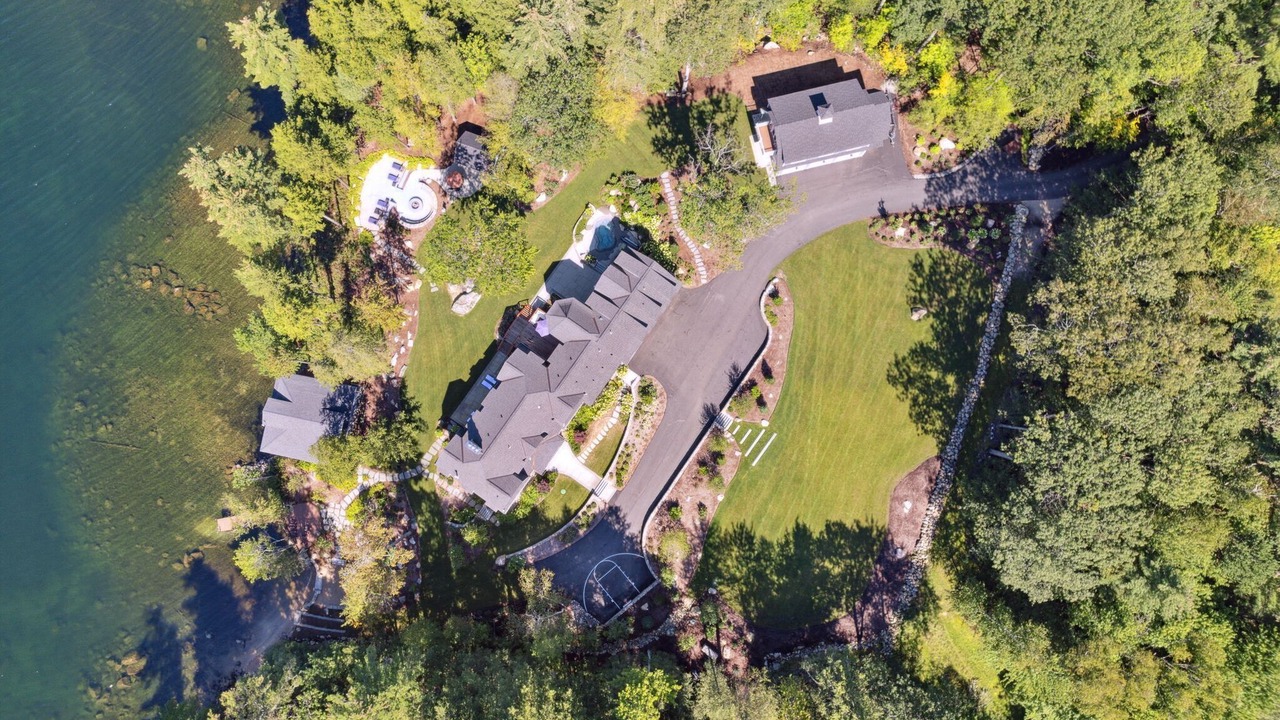 Photo of Outdoor in Meredith