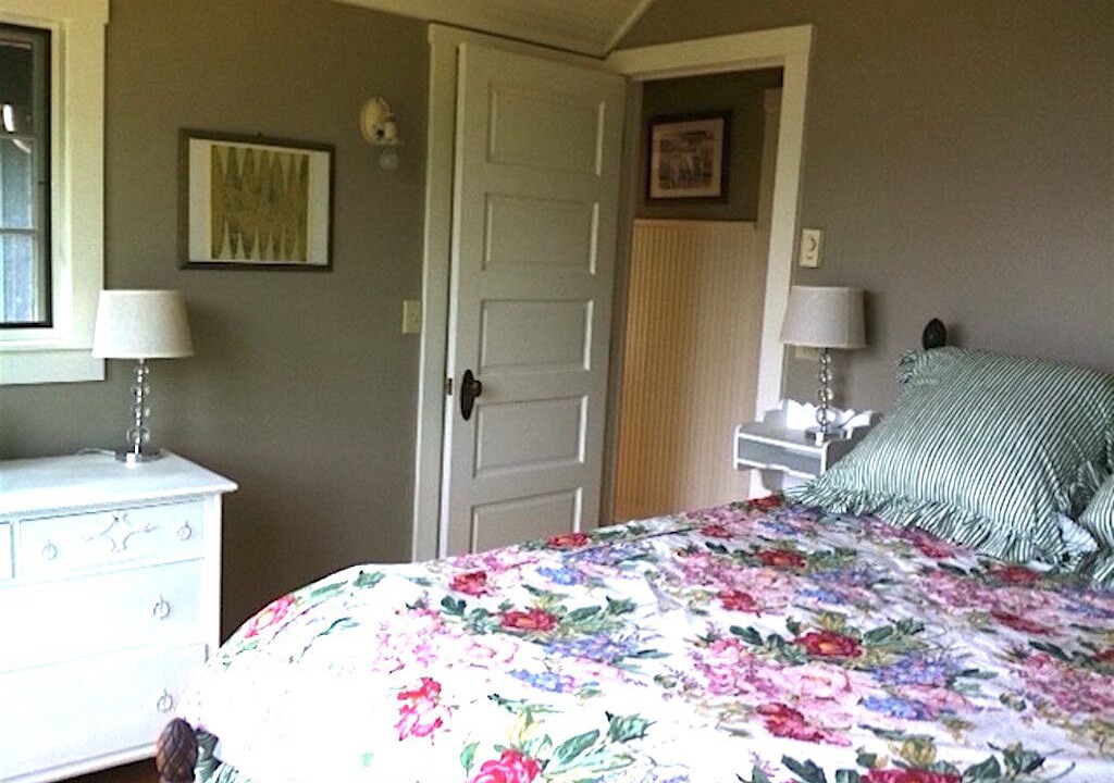 Photo of Bedroom in Deer Harbor
