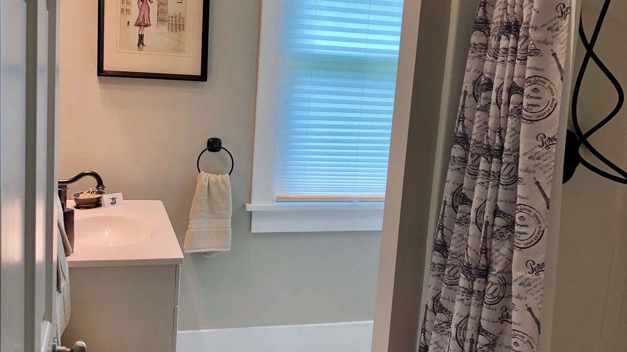 Photo of Bathroom in Palenville