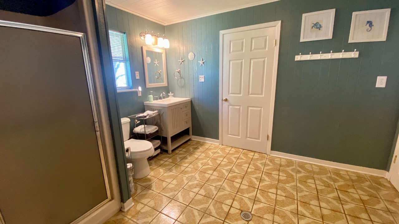 Photo of Bathroom in Cedar Lane