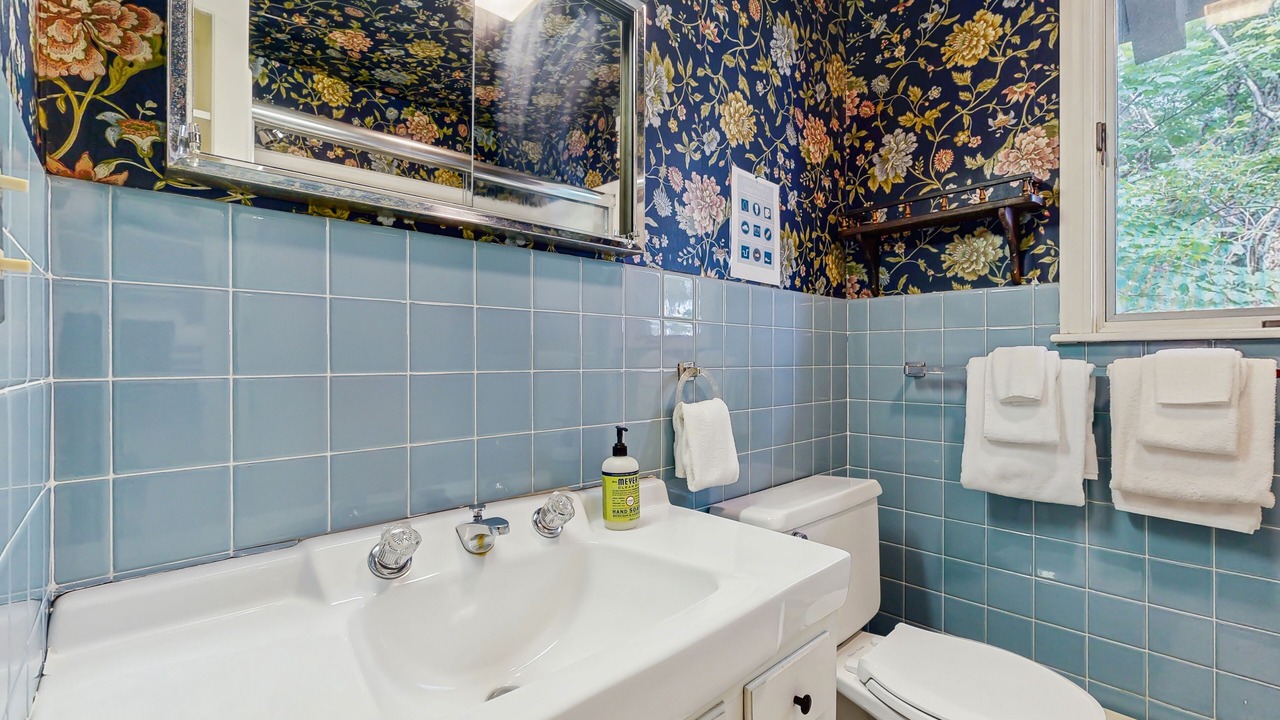 Photo of Bathroom in Franconia