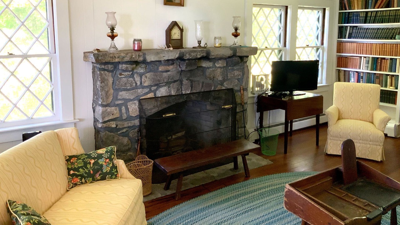 Photo of Livingroom in Westport