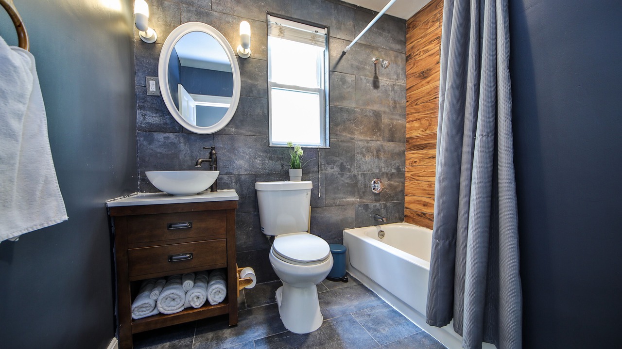 Photo of Bathroom in Upham's Corner