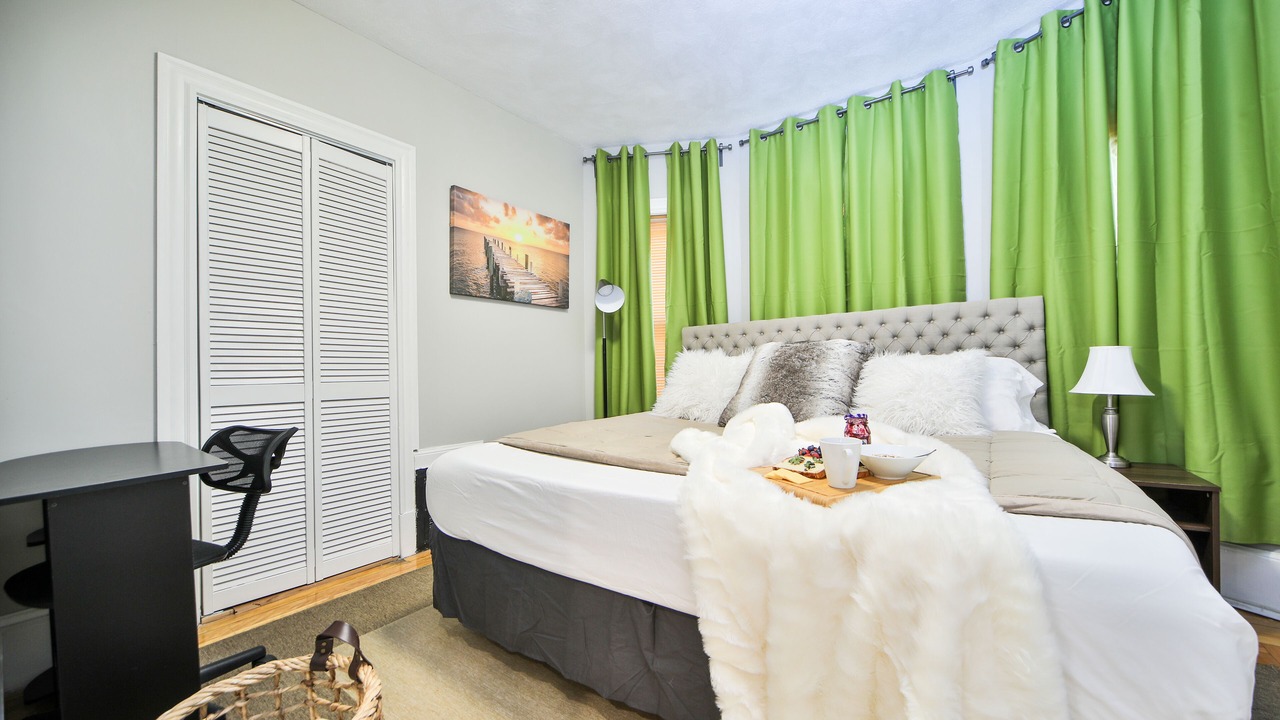 Photo of Bedroom in Upham's Corner