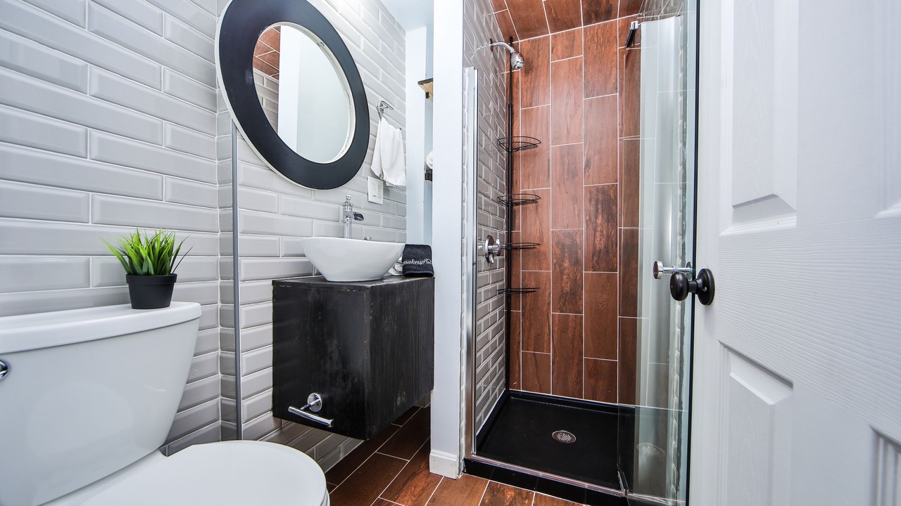 Photo of Bathroom in Upham's Corner