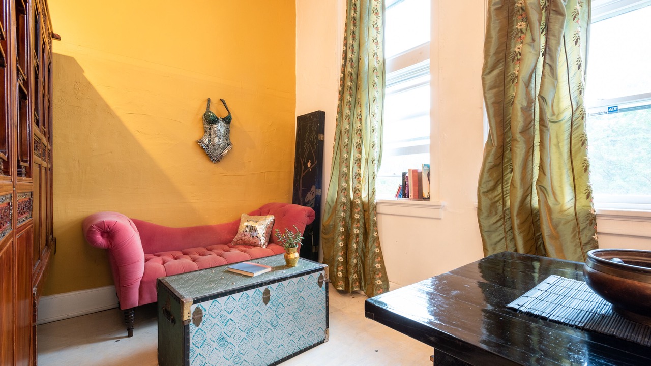 Photo of Livingroom in Hudson