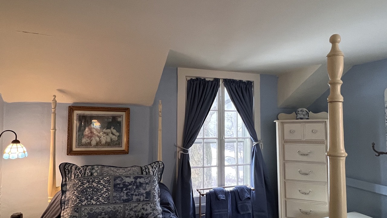 Photo of Bedroom in Port Crane
