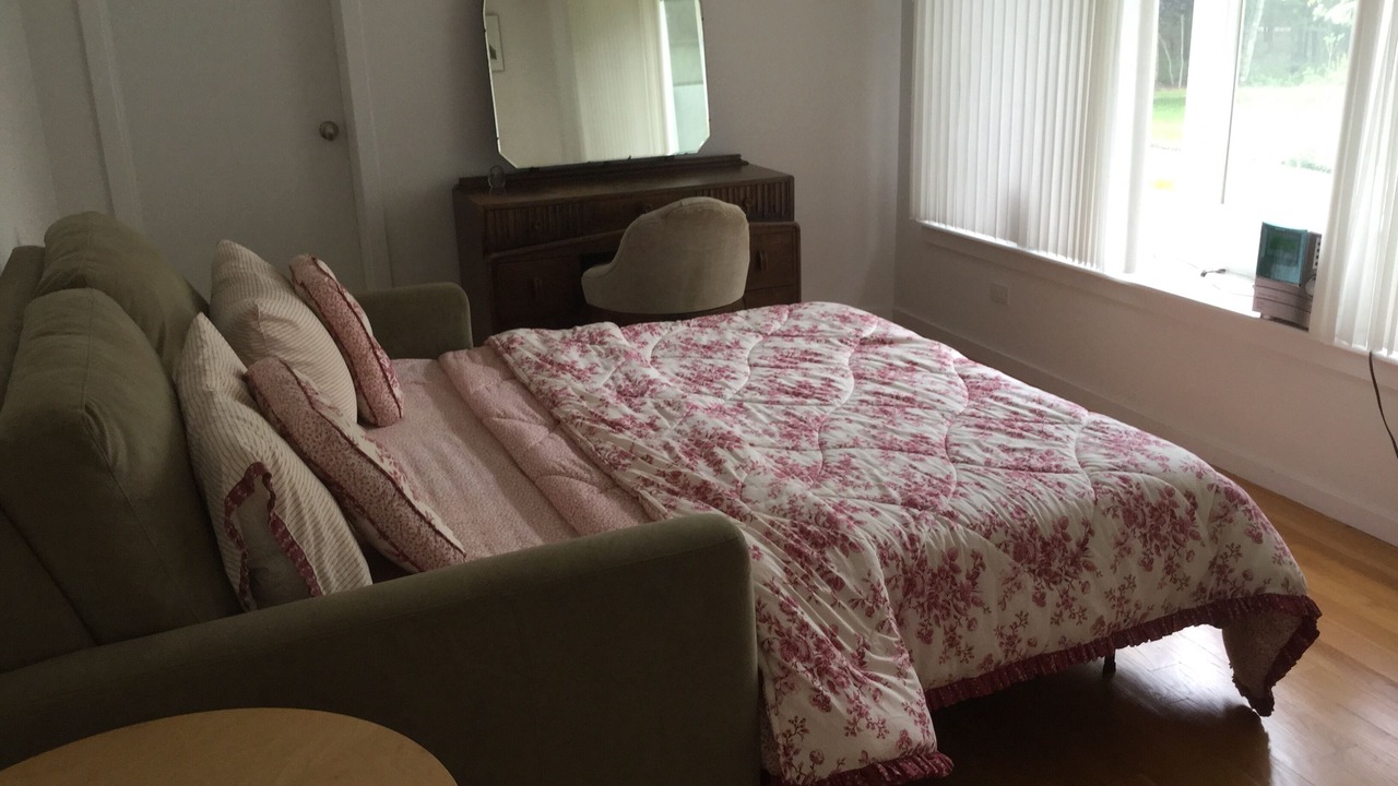 Photo of Bedroom in Sagaponack