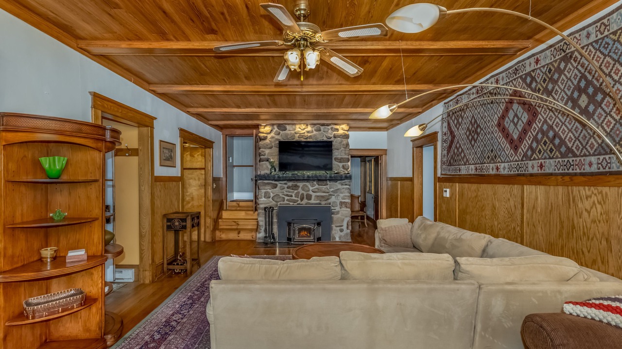 Photo of Livingroom in Gardiner
