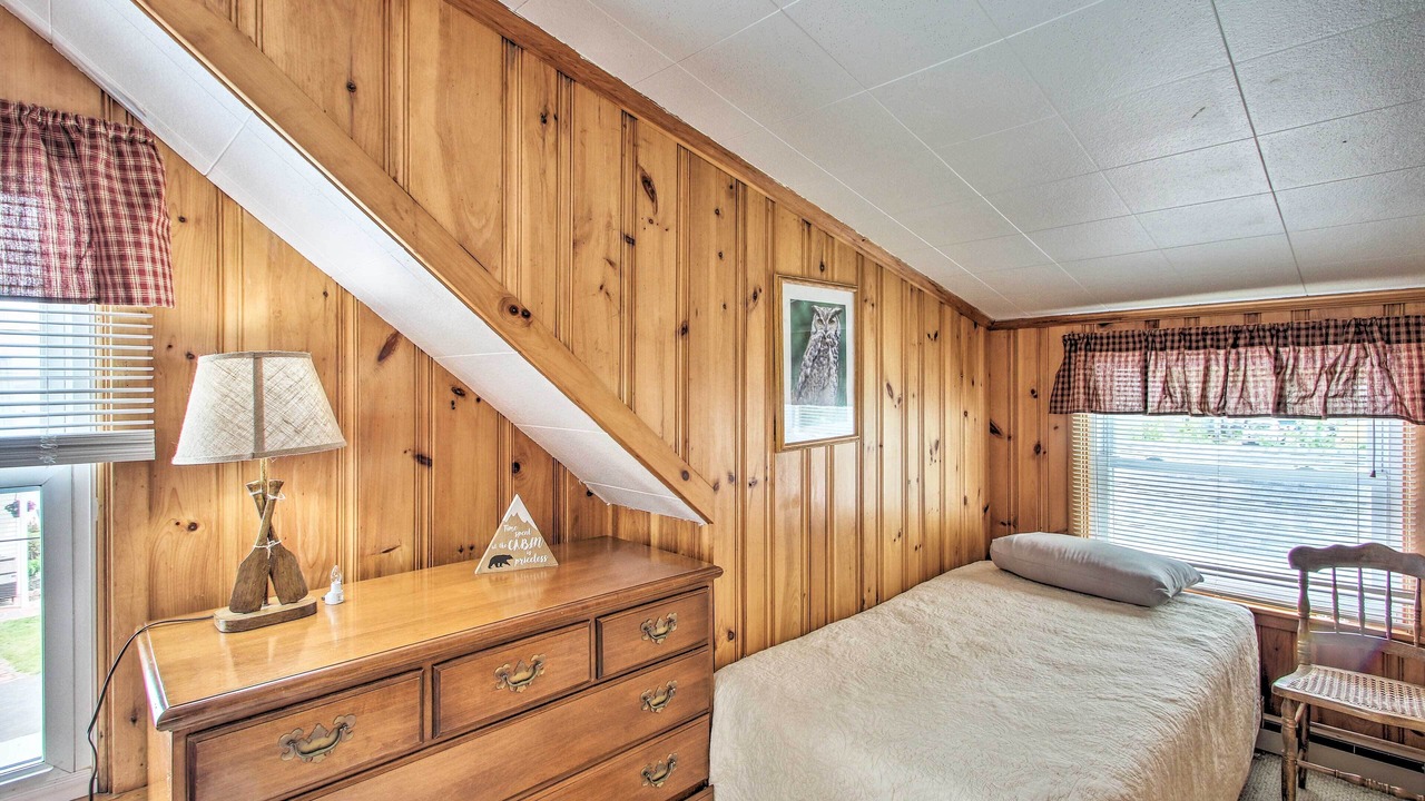 Photo of Bedroom in Sebago