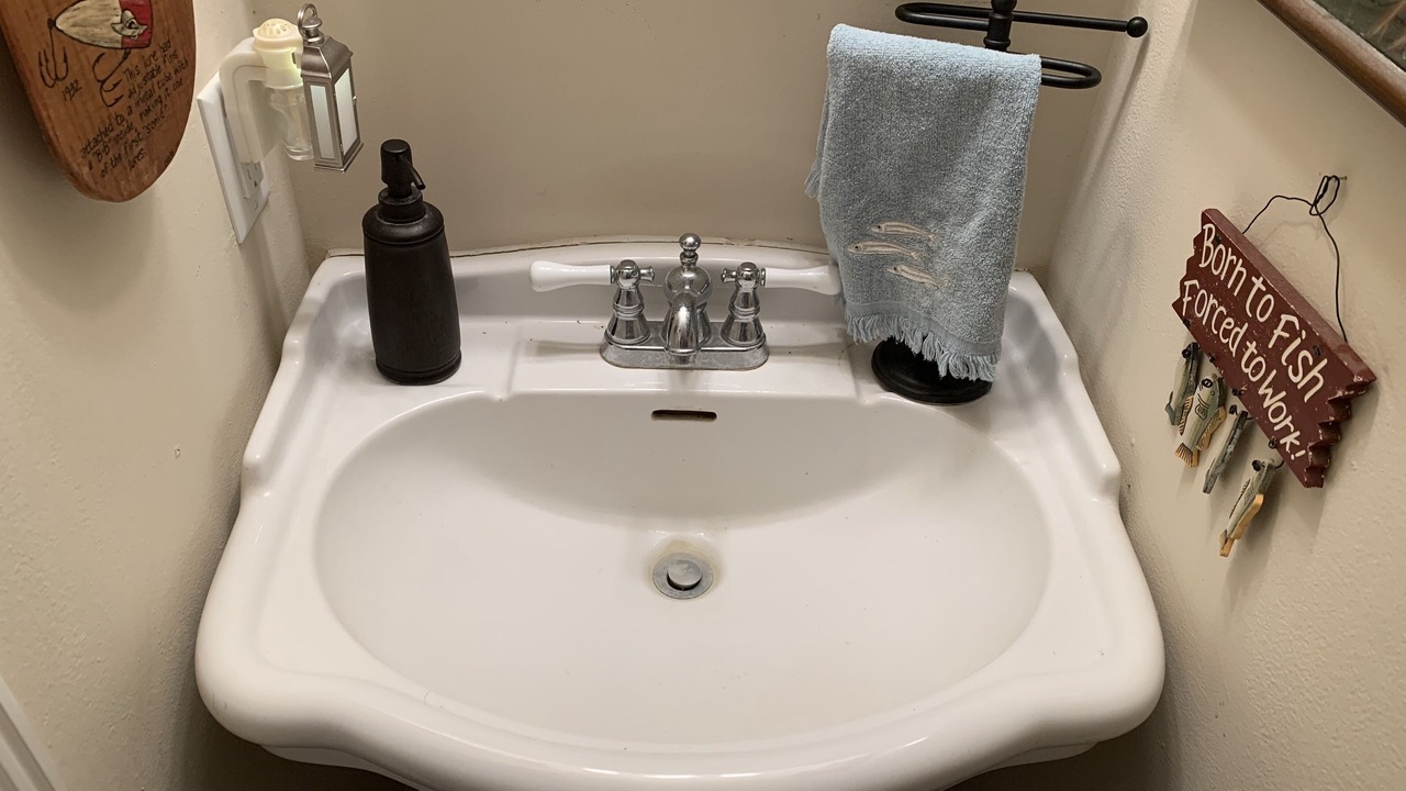 Photo of Bathroom in Willis