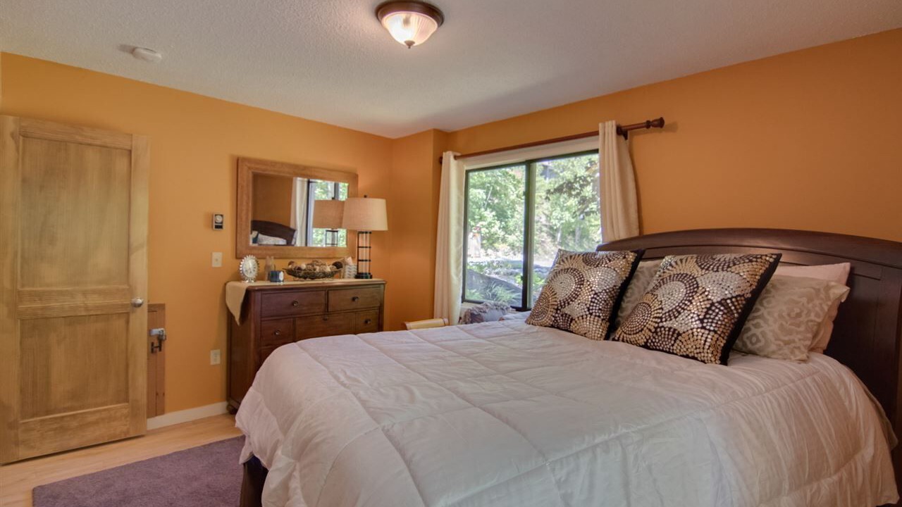 Photo of Bedroom in Lincoln