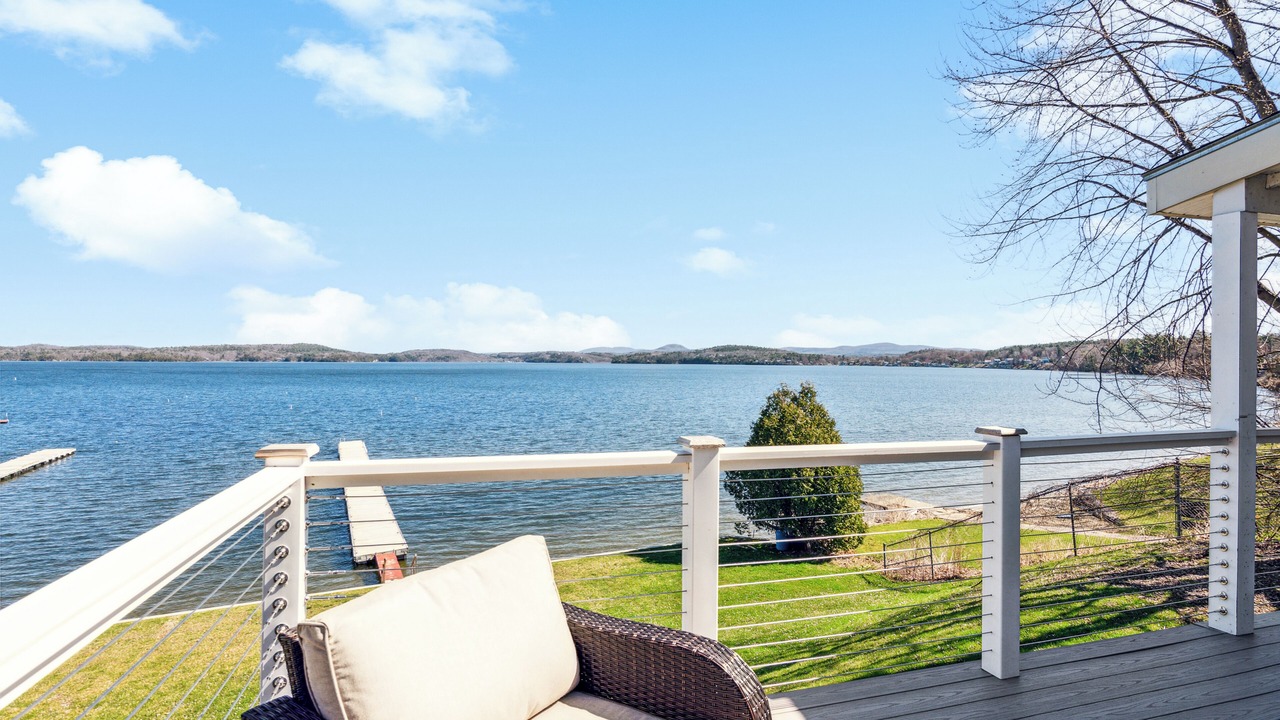 Photo of Patio Balcony in Malletts Bay