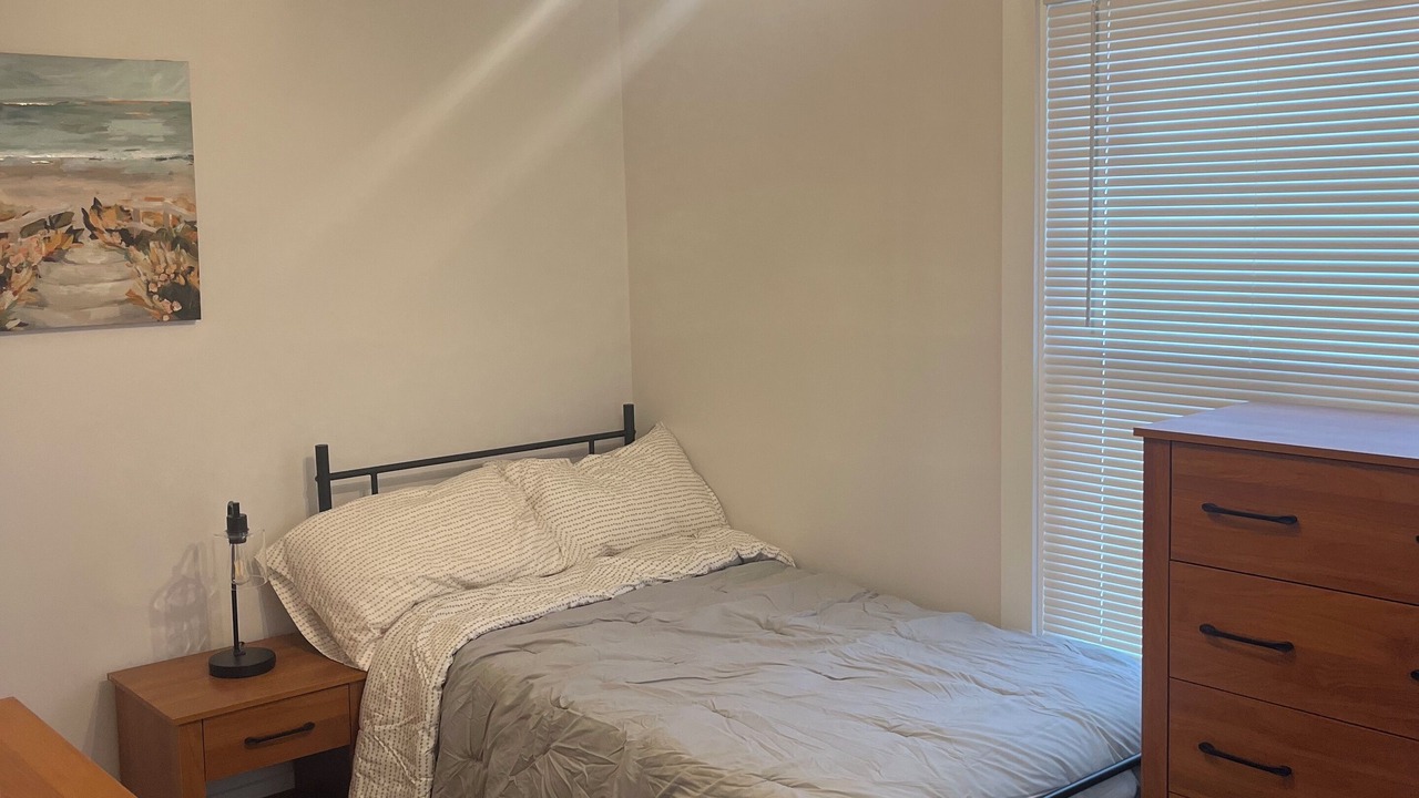 Photo of Bedroom in Niles