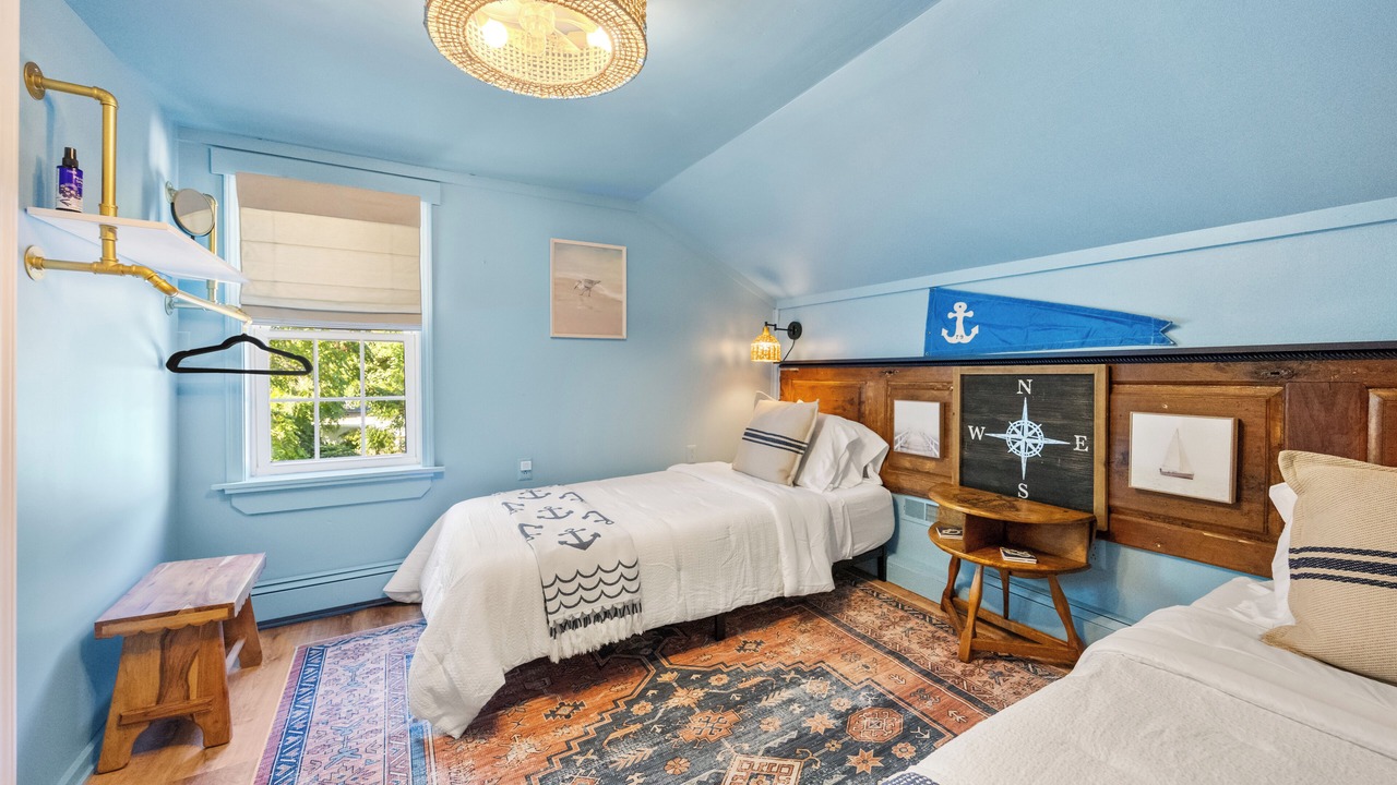 Photo of Bedroom in Oswego