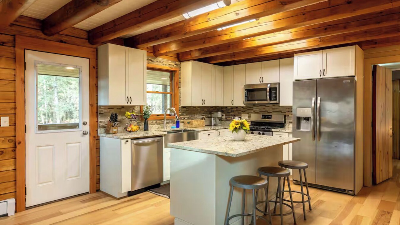 Photo of Kitchen in Town of New Baltimore