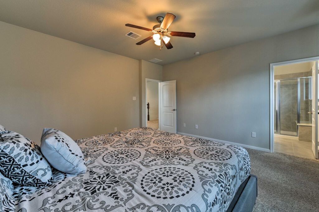 Photo of Bedroom in Rosenberg