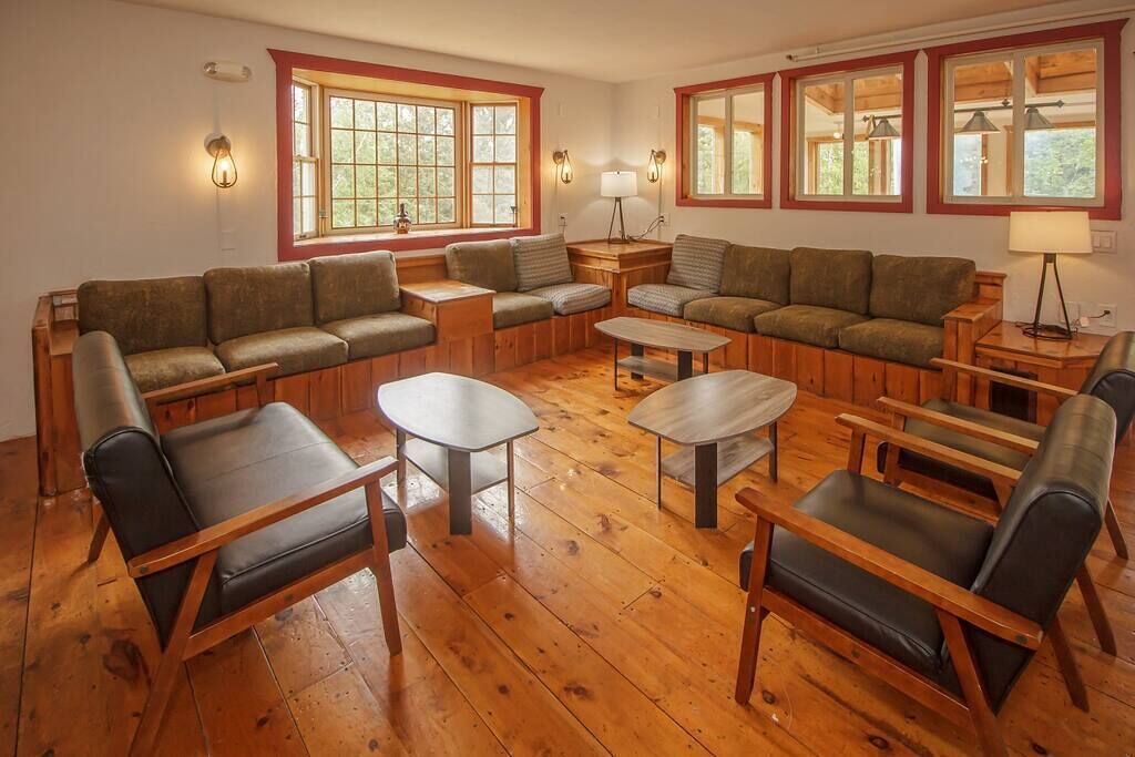 Photo of Livingroom in West Dover