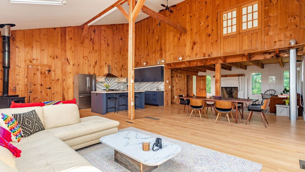 Photo of Livingroom in Old Chatham
