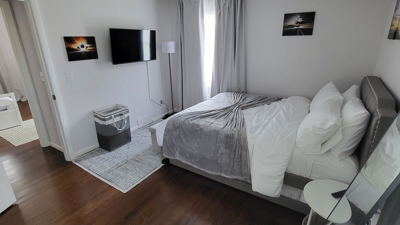 Photo of Bedroom in Windsor Locks