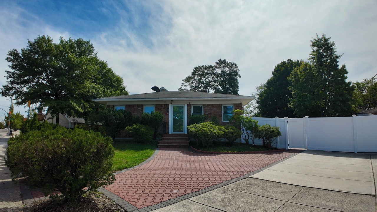 Photo of Outdoor in Queens