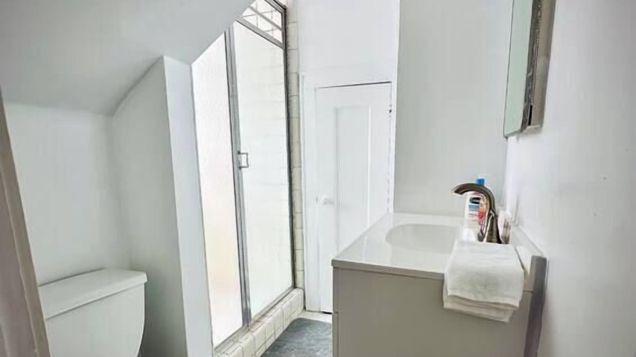 Photo of Bathroom in Stollings