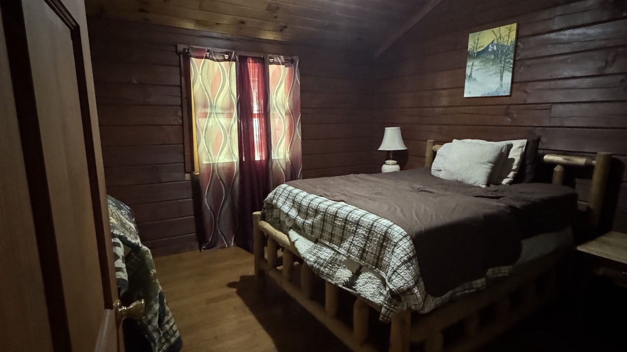 Photo of Bedroom in McArthur