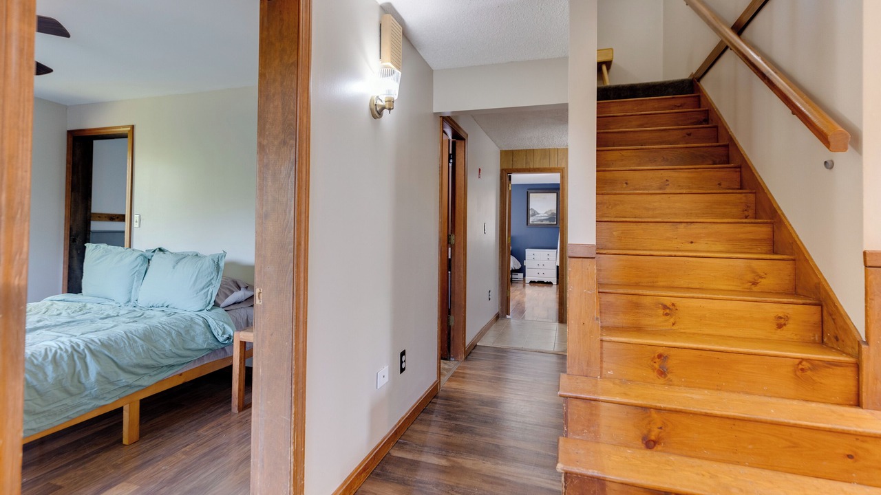 Photo of Bedroom in Gilman
