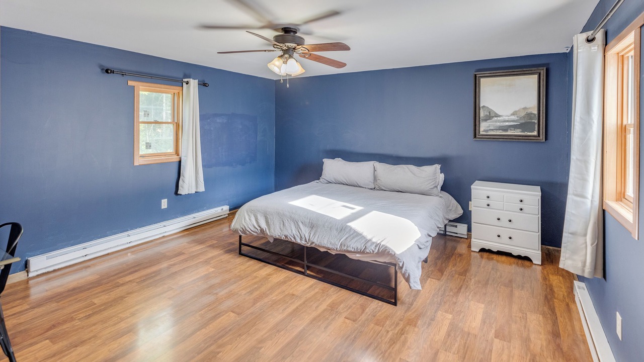 Photo of Bedroom in Gilman