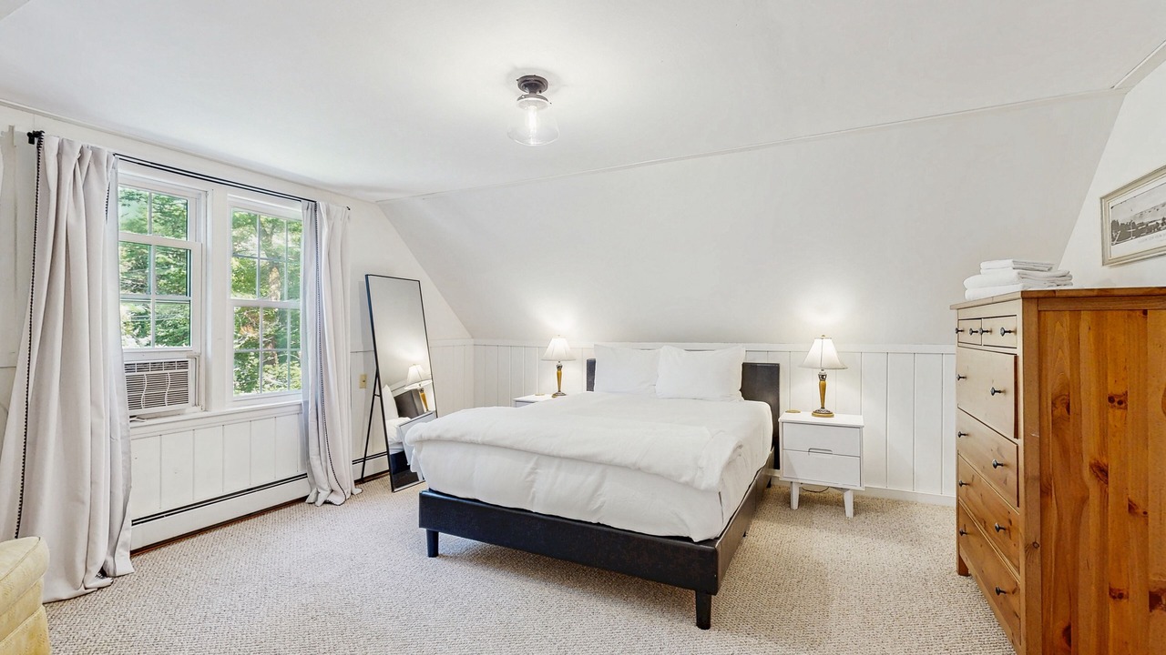 Photo of Bedroom in Cumberland Foreside
