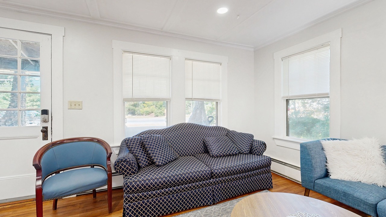 Photo of Livingroom in Carroll County