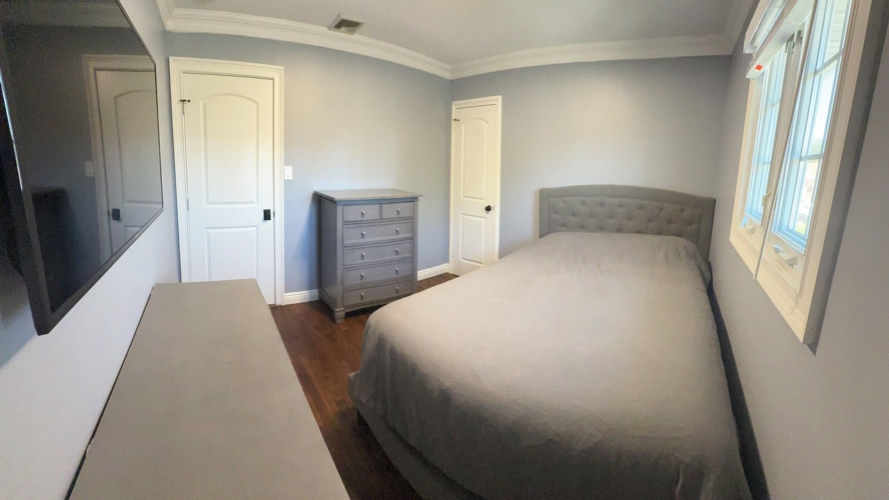 Photo of Bedroom in South Farmingdale