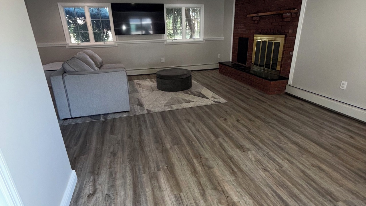 Photo of Livingroom in South Farmingdale