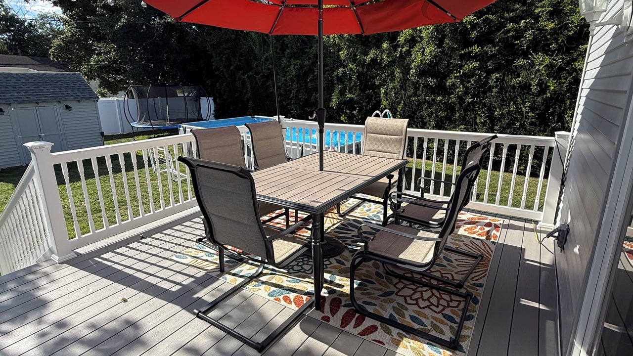 Photo of Outdoor in South Farmingdale