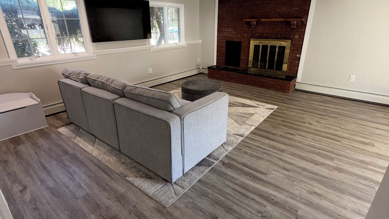 Photo of Livingroom in South Farmingdale