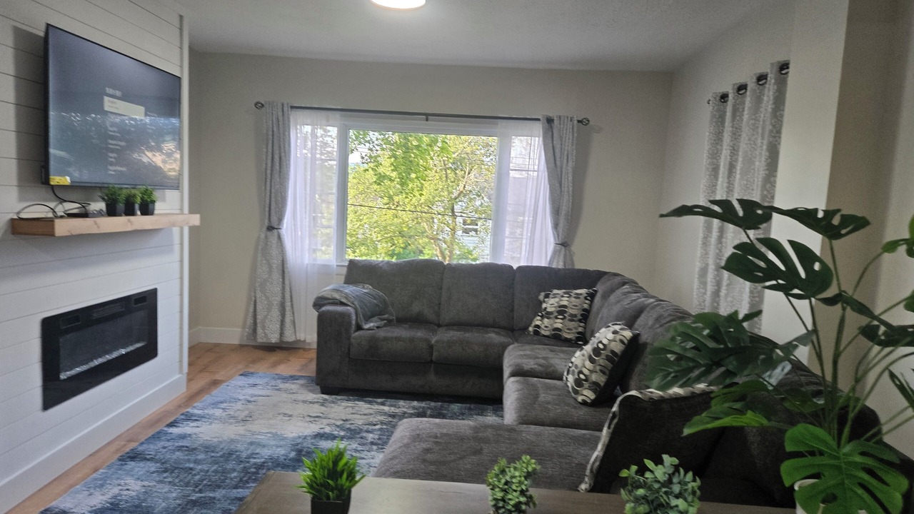 Photo of Livingroom in Corning