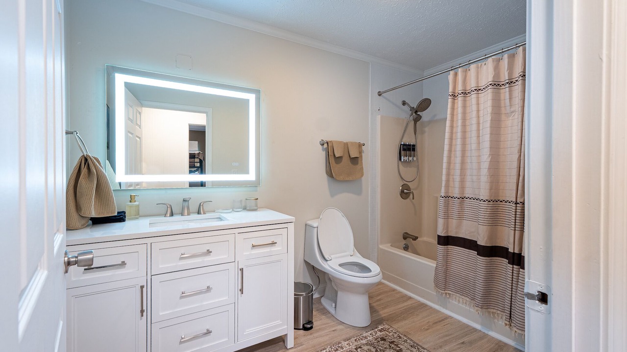 Photo of Bathroom in Summerlee