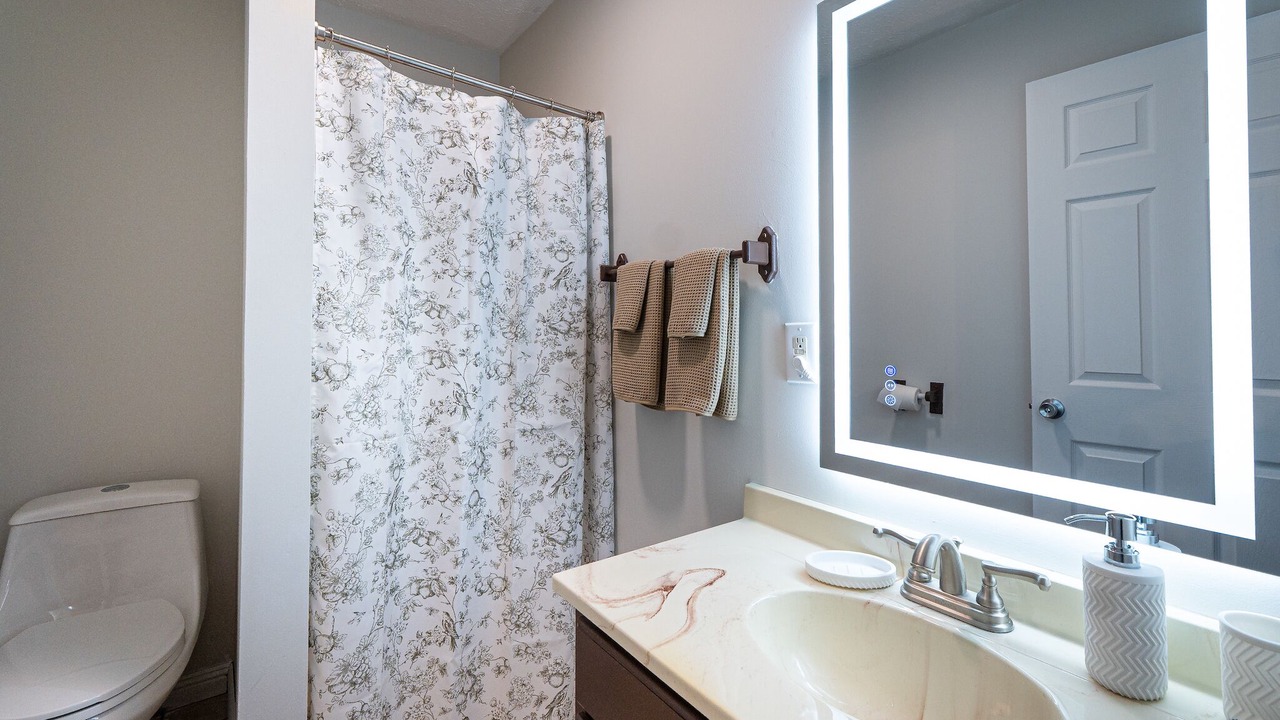 Photo of Bathroom in Summerlee