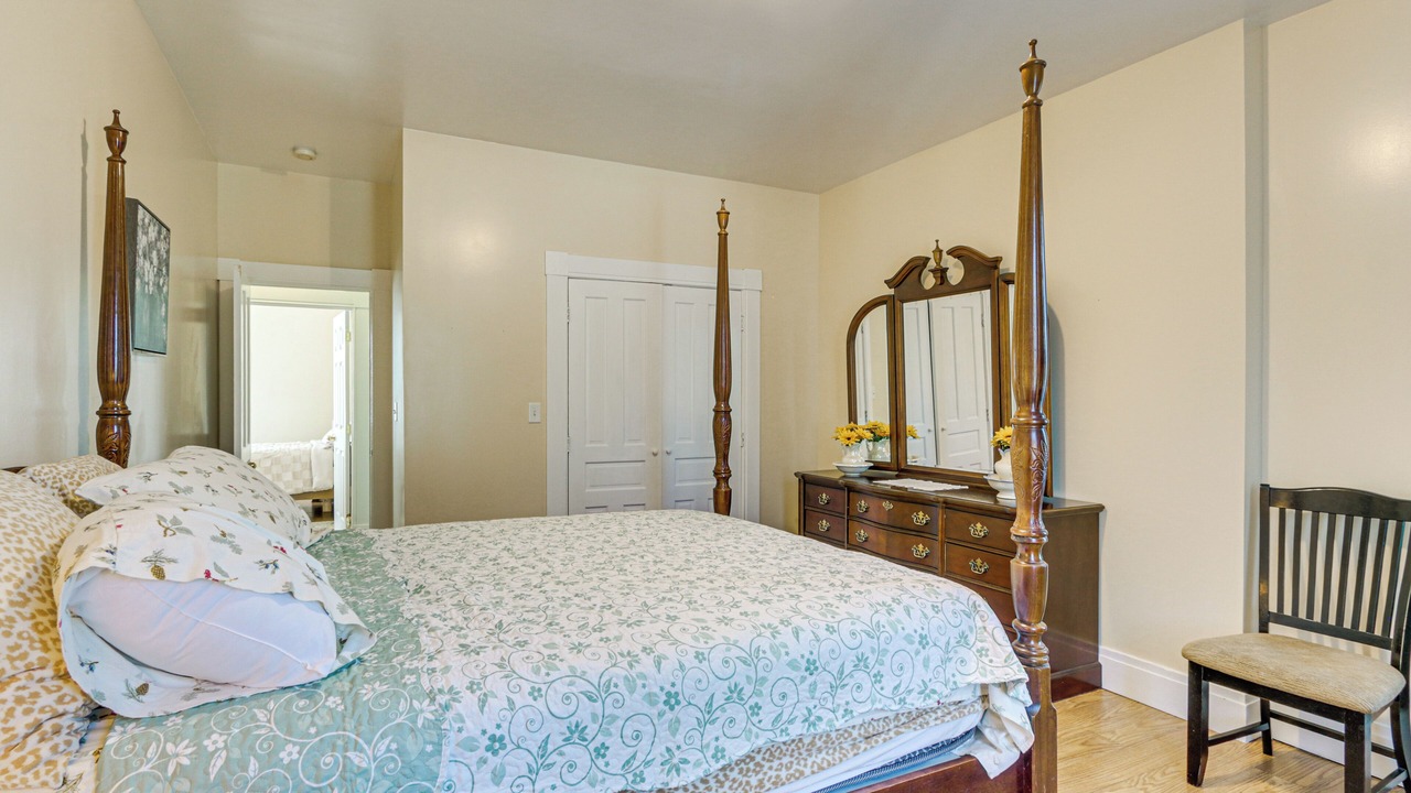 Photo of Bedroom in Boonsboro