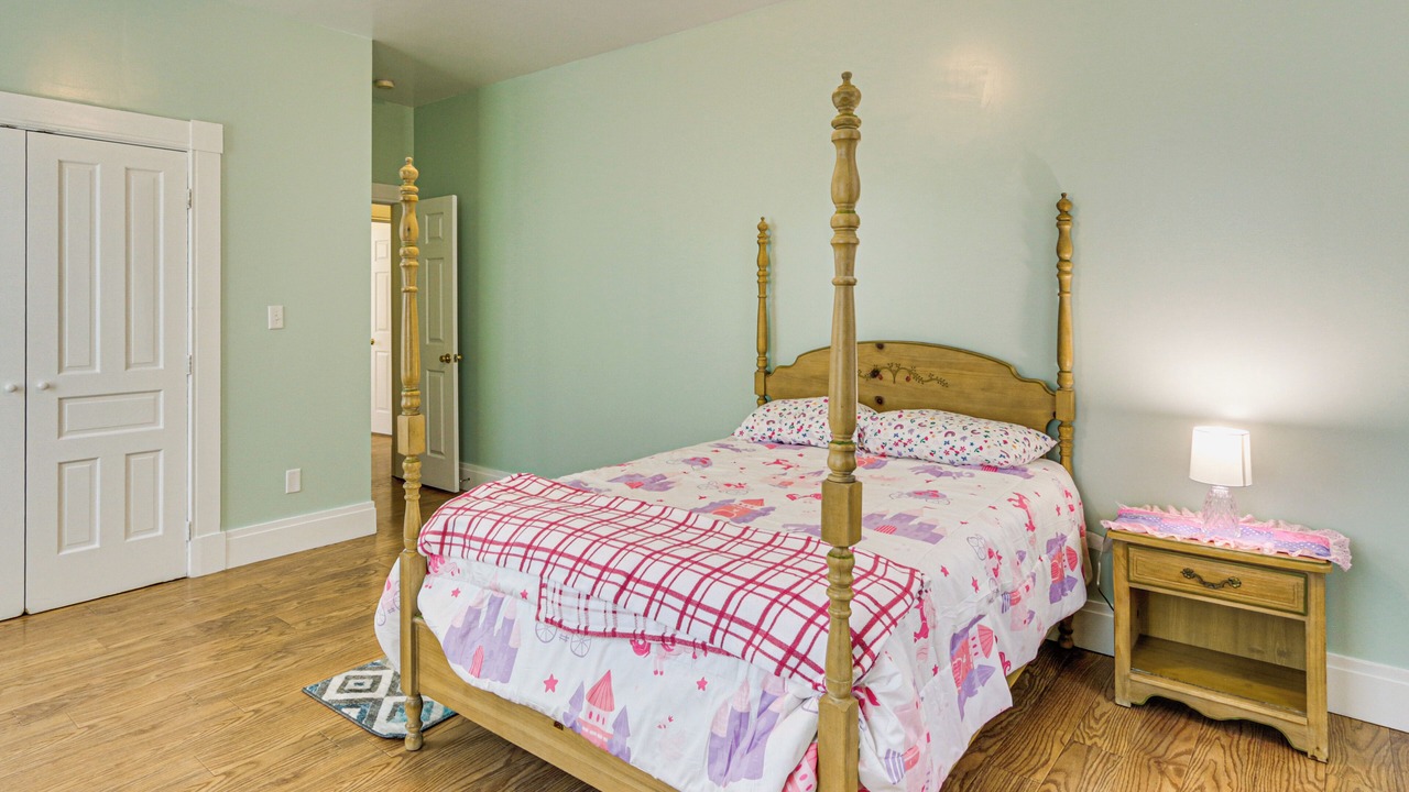 Photo of Bedroom in Boonsboro